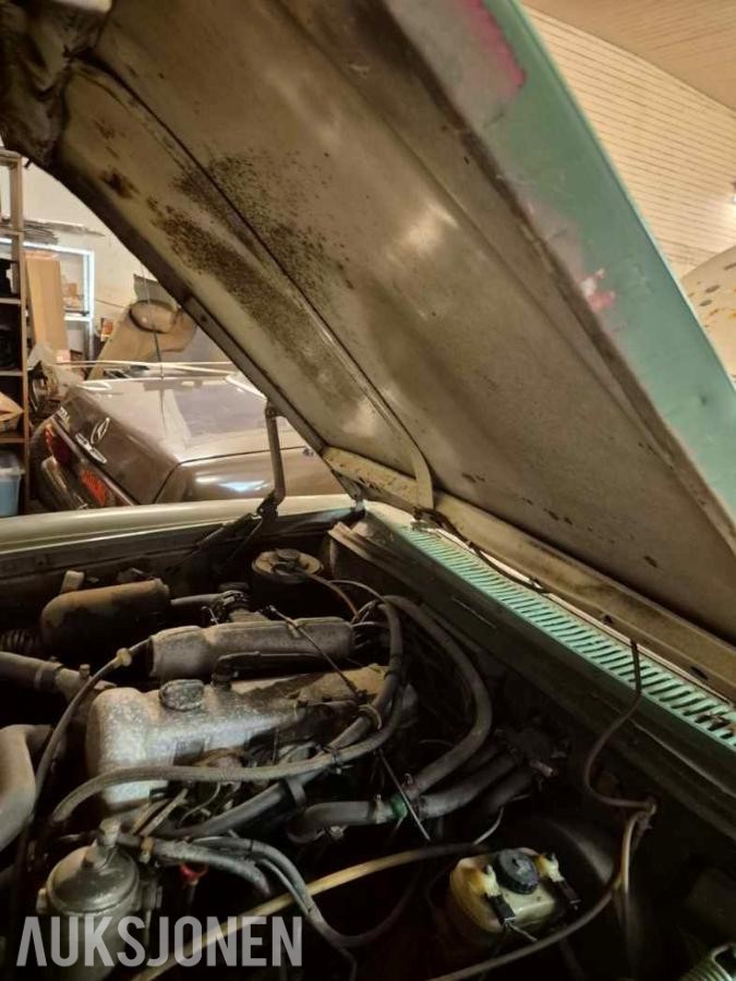 1975 Mercedes-Benz 230, 230 Diesel Ambulanse, Ukjent KM. Lokasjon Råde Østfold
